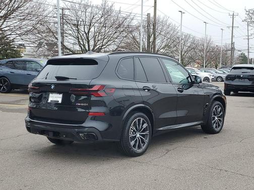 Black Sapphire Metallic 2026 BMW X5 M60i
