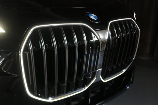 2023 BMW 760 i xDrive