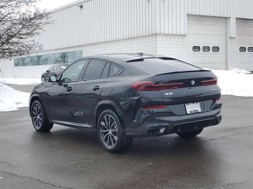 2026 BMW X6 xDrive40i