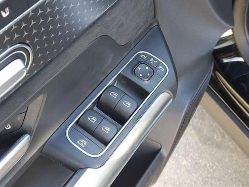 2025 Mercedes-Benz AMG GLA 35 4MATIC