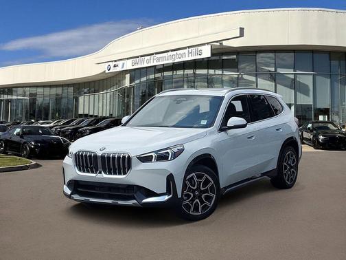 Alpine White 2026 BMW X1 xDrive28i