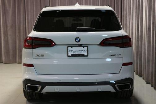 Photo 4 of 37 of 2019 BMW X5 xDrive40i