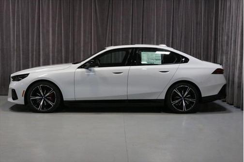 2024 BMW i5 M60