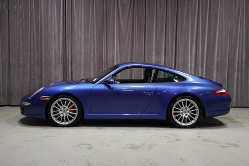 Photo 4 of 32 of 2005 Porsche 911 Carrera S