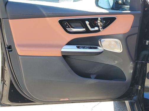 2025 Mercedes-Benz GLC 350e Base