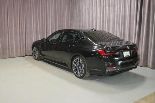 2022 BMW 750 i xDrive