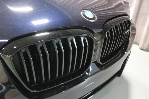 2023 BMW X3 M40i