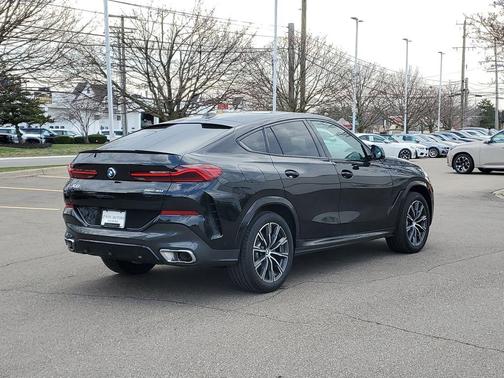 Black Sapphire Metallic 2026 BMW X6 xDrive40i