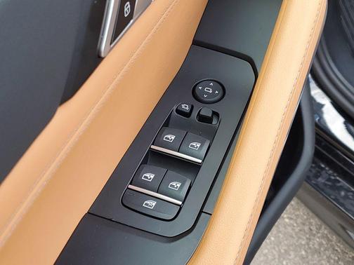 Black Sapphire Metallic 2026 BMW X6 xDrive40i