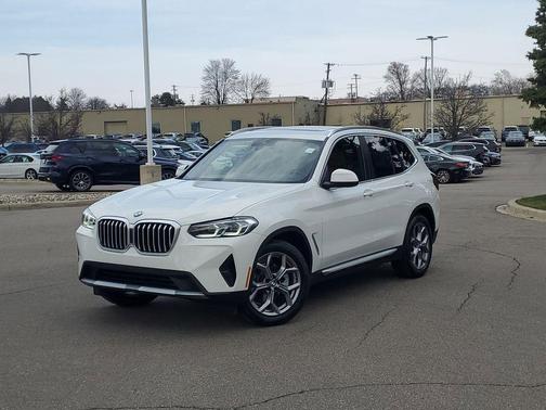 Alpine White 2024 BMW X3 xDrive30i