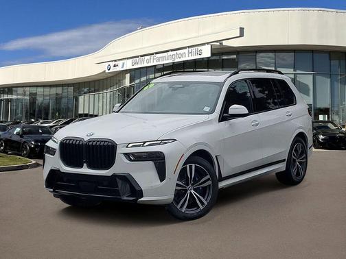 Alpine White 2025 BMW X7 xDrive40i