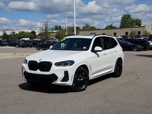 Alpine White 2024 BMW X3 xDrive30i