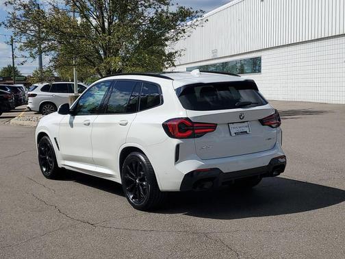 Alpine White 2024 BMW X3 xDrive30i