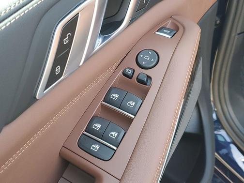 Tanzanite Blue II Metallic 2026 BMW X5 xDrive40i