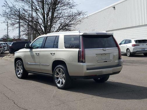 Silver Coast Metallic 2015 Cadillac Escalade Premium