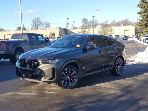 2024 BMW X6 M60i