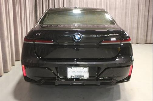 2025 BMW i7 xDrive60