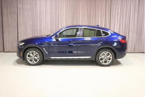 2023 BMW X4 xDrive30i