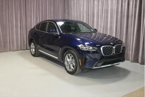 2023 BMW X4 xDrive30i