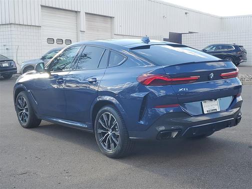 2023 BMW X6 xDrive40i