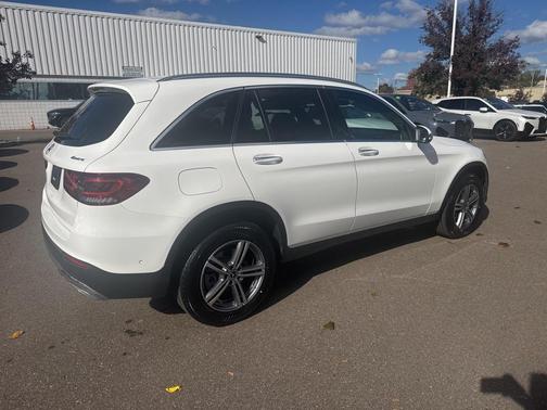 2022 Mercedes-Benz GLC 300 4MATIC