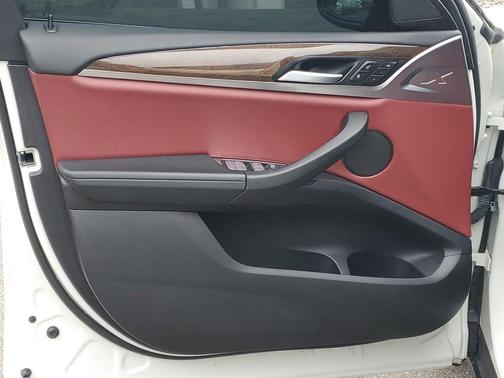 Alpine White 2023 BMW X4 xDrive30i