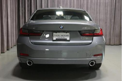 2025 BMW 330 i xDrive