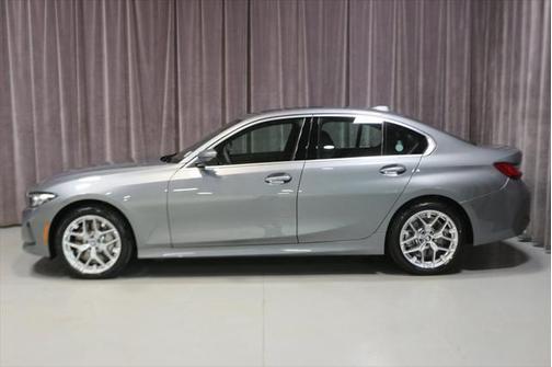 2025 BMW 330 i xDrive