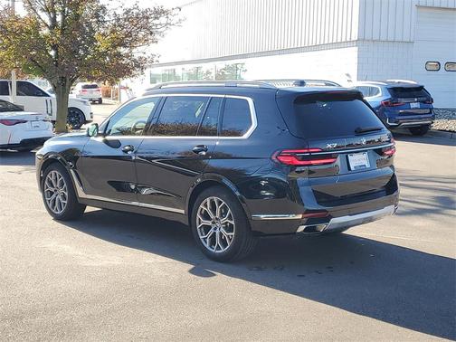2023 BMW X7 xDrive40i