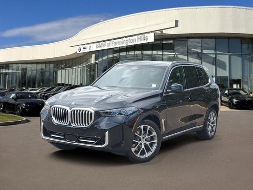 Black Sapphire Metallic 2026 BMW X5 xDrive40i