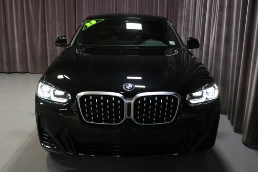 2023 BMW X4 xDrive30i