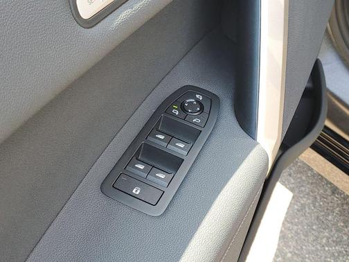 Black Sapphire Metallic 2024 BMW iX xDrive50