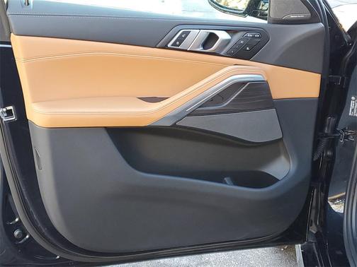 2025 BMW X6 xDrive40i