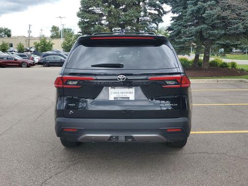 Midnight Black Metallic 2024 Toyota Grand Highlander Platinum
