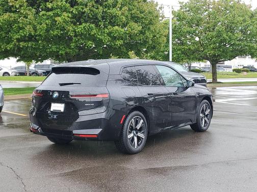 Black Sapphire Metallic 2026 BMW iX xDrive45