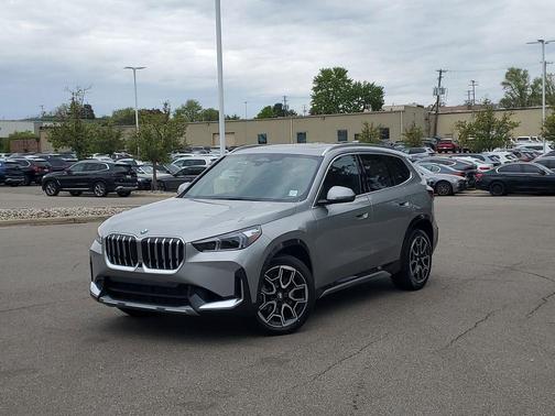 Space Silver Metallic 2026 BMW X1 xDrive28i