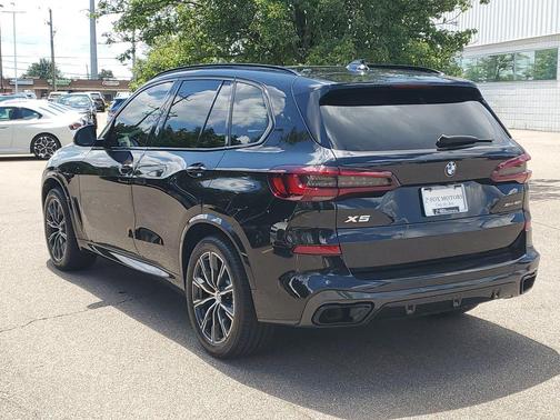 Black Sapphire Metallic 2022 BMW X5 xDrive40i