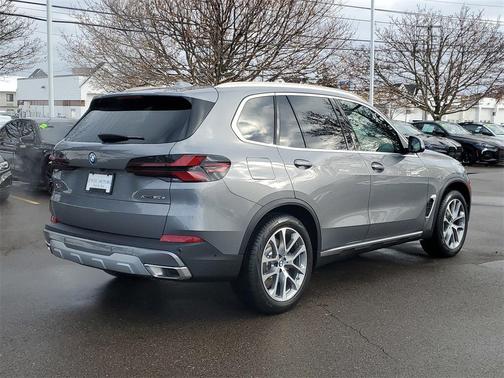2026 BMW X5 PHEV xDrive50e