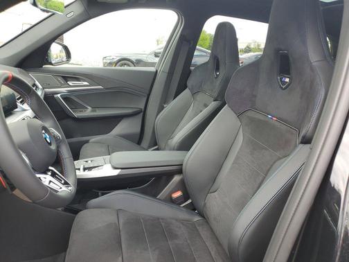Black Sapphire Metallic 2026 BMW X1 M35i