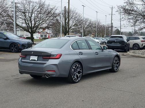 Skyscraper Grey Metallic 2026 BMW 330 xDrive NA