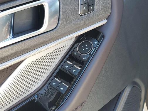 STAR WHITE MET TRI-COAT 2025 Ford Explorer Platinum