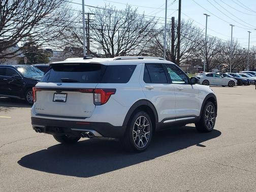 STAR WHITE MET TRI-COAT 2025 Ford Explorer Platinum