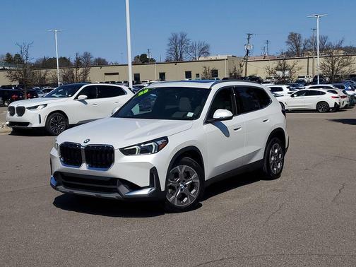 Mineral White Metallic 2023 BMW X1 xDrive28i