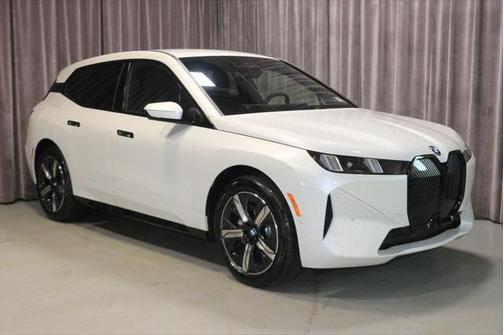 2026 BMW iX xDrive45