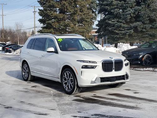 2025 BMW X7 xDrive40i
