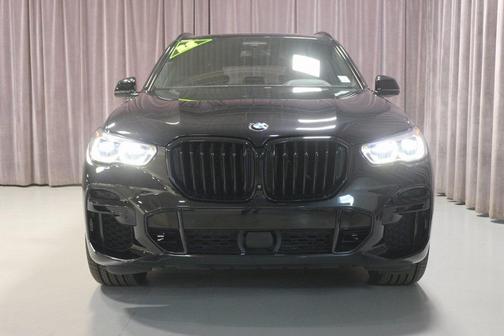 2022 BMW X5 M50i