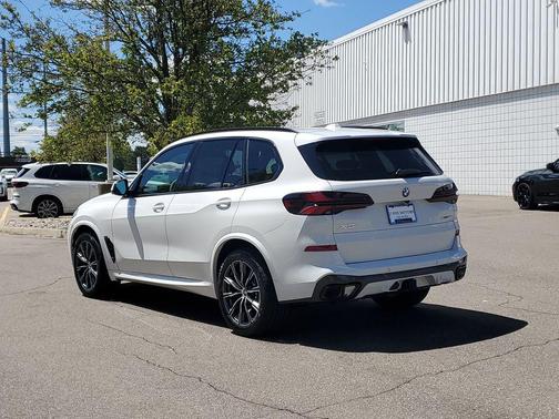 Alpine White 2026 BMW X5 xDrive40i