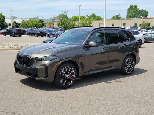 Manhattan Green Metallic 2026 BMW X5 xDrive40i