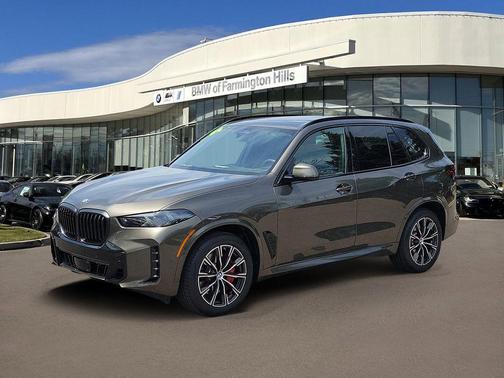Manhattan Green Metallic 2026 BMW X5 xDrive40i