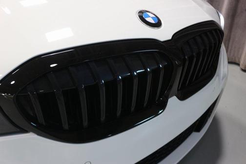 2022 BMW 330 xDrive